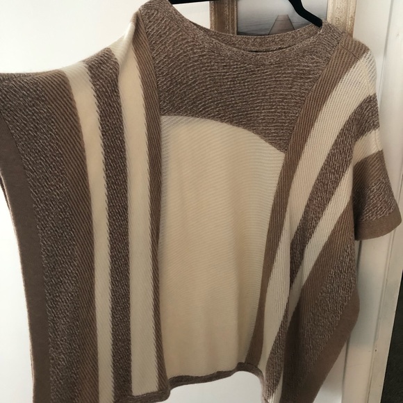 Club Monaco wool cashmere poncho NWOT xs/s - Picture 6 of 6